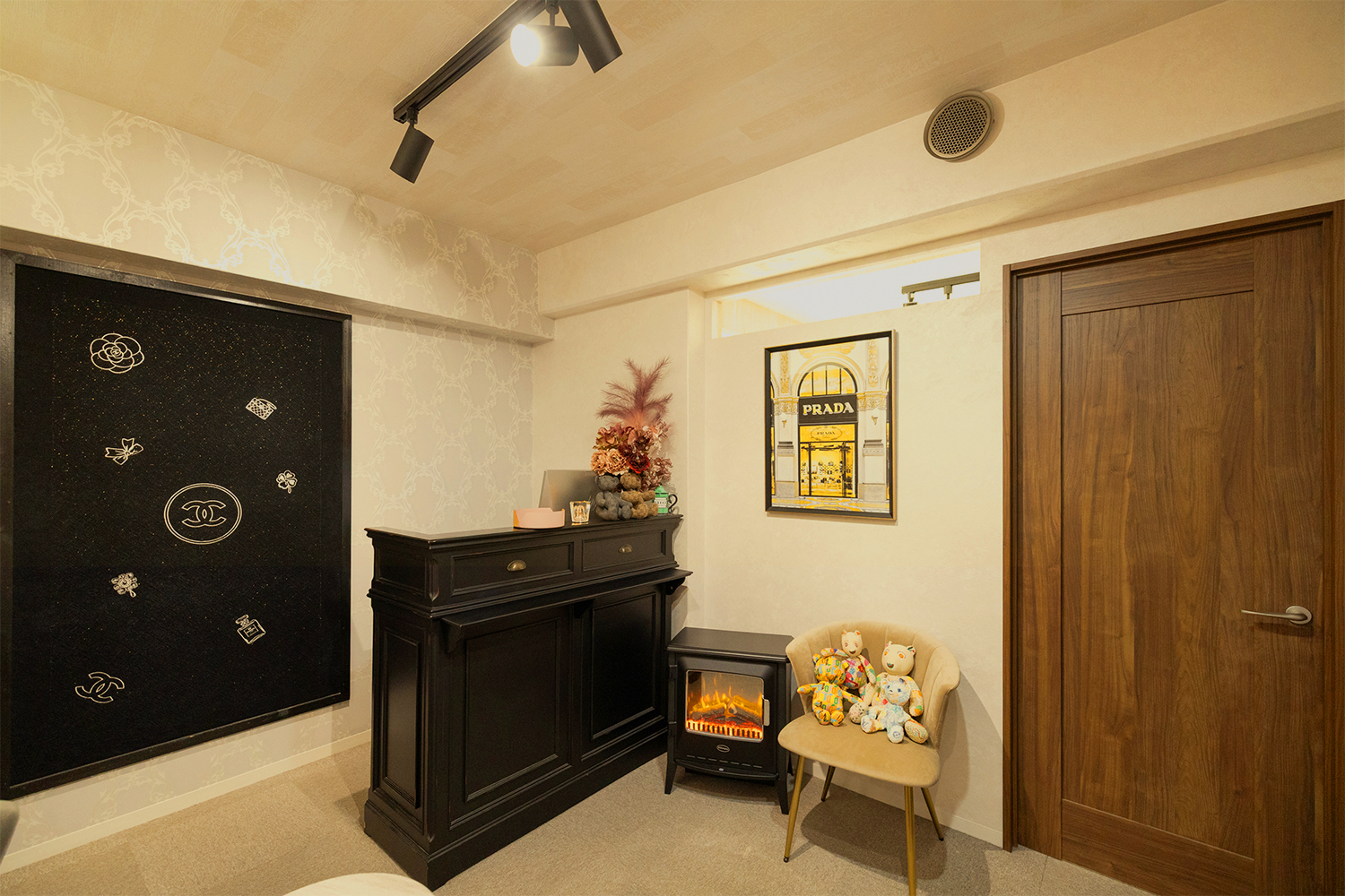 エステサロンNOEL店内