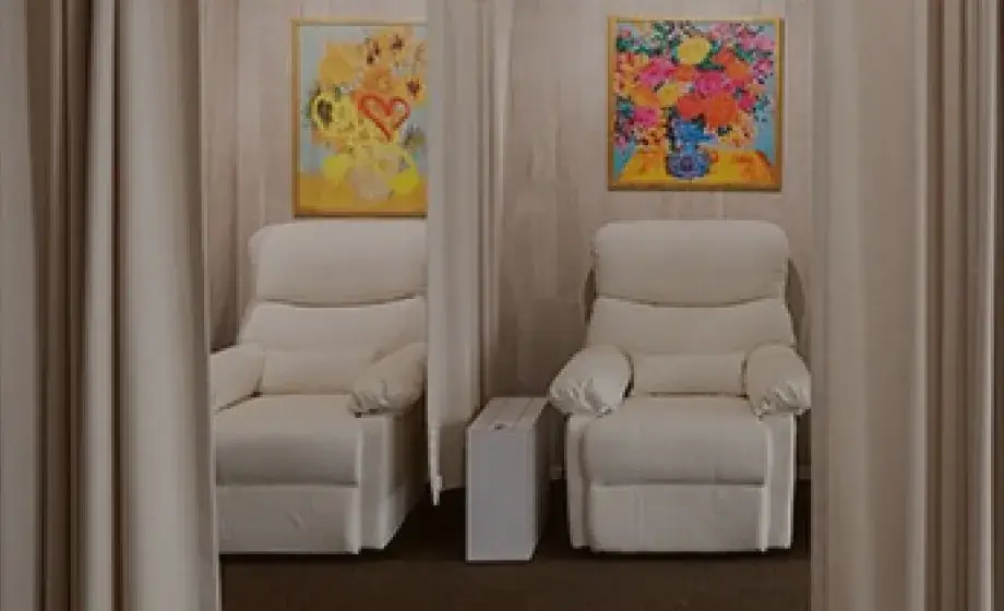 まつげエクステ／まつげパーマ